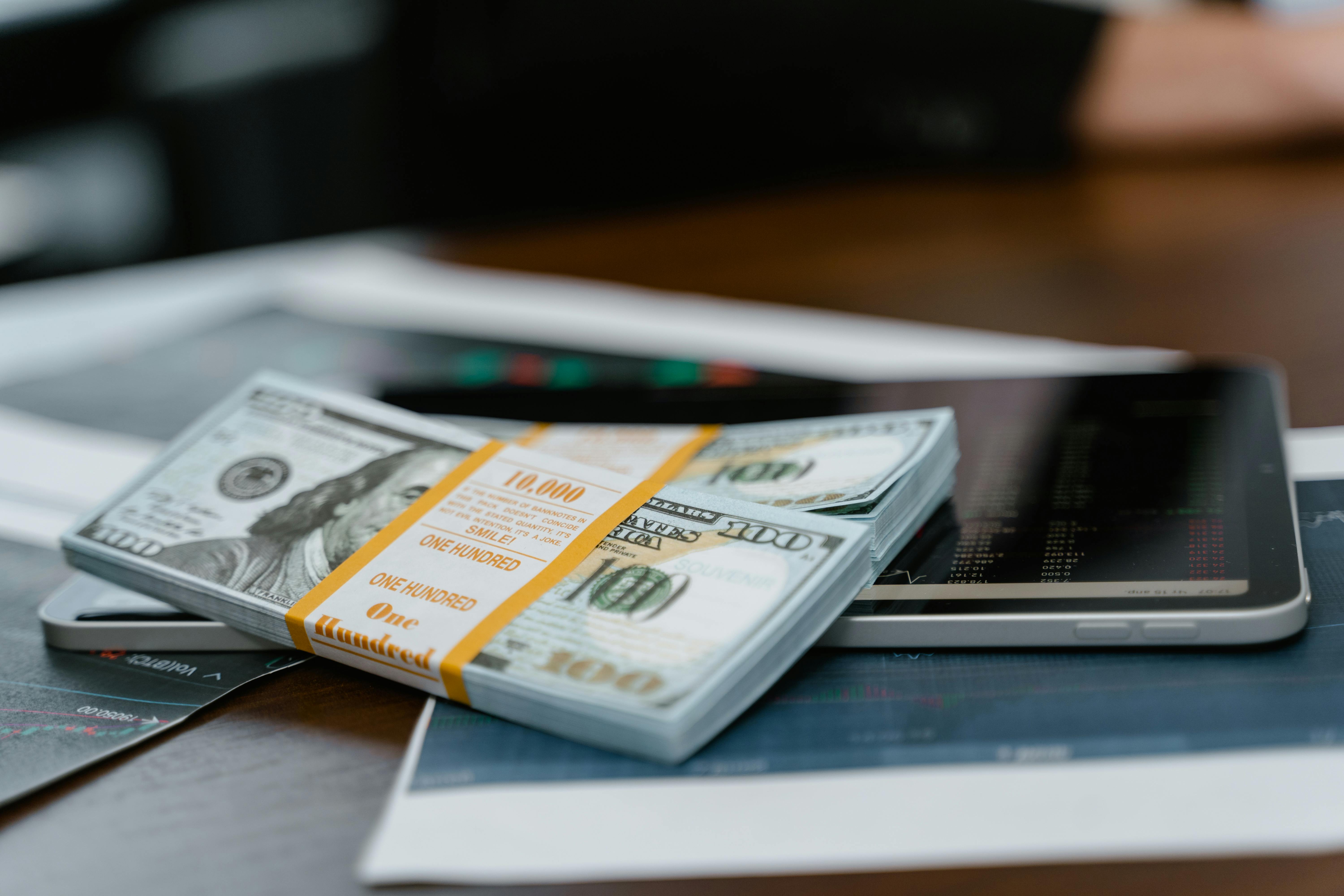 Can You Deduct Student Loan Interest If You Live Abroad?