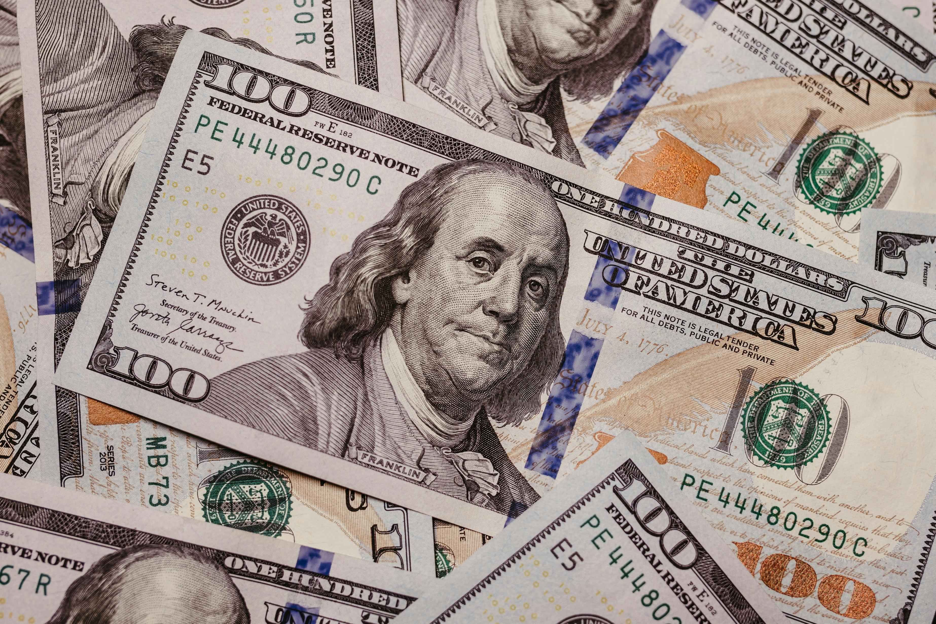 How to Split Income to Reduce Your Family’s Tax Bill